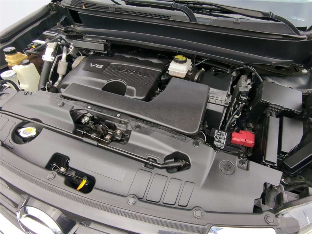 2020 Nissan Pathfinder S - Image 30