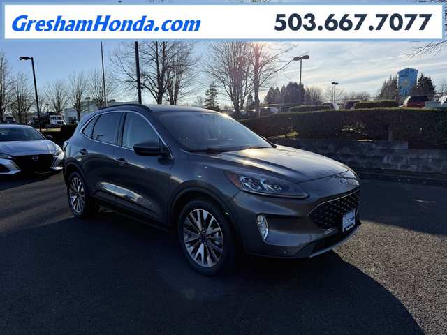 2022 Ford Escape Titanium
