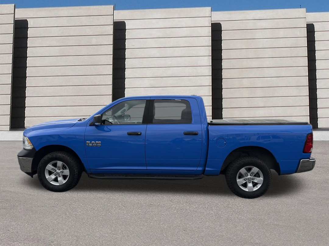 2015 Ram 1500 SLT - Image 2