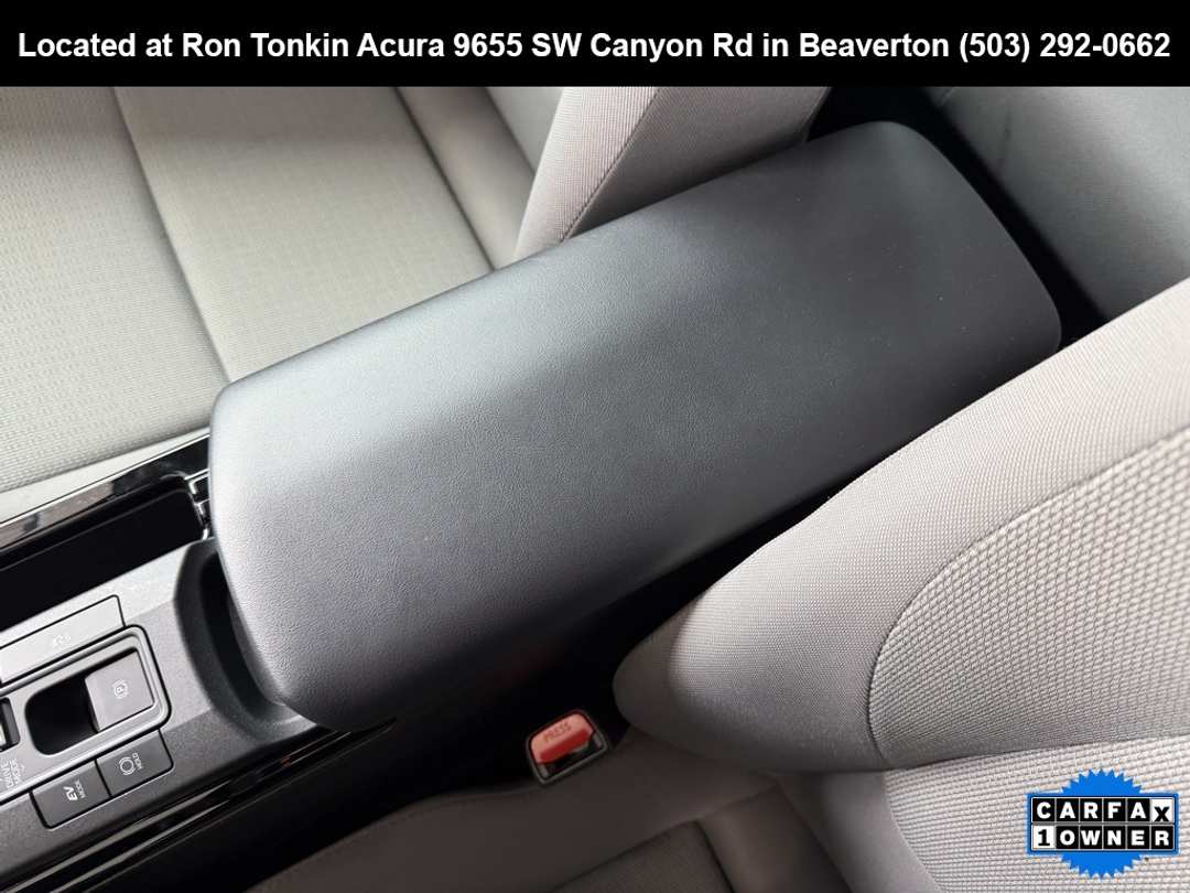 2023 Toyota Prius LE - Image 25