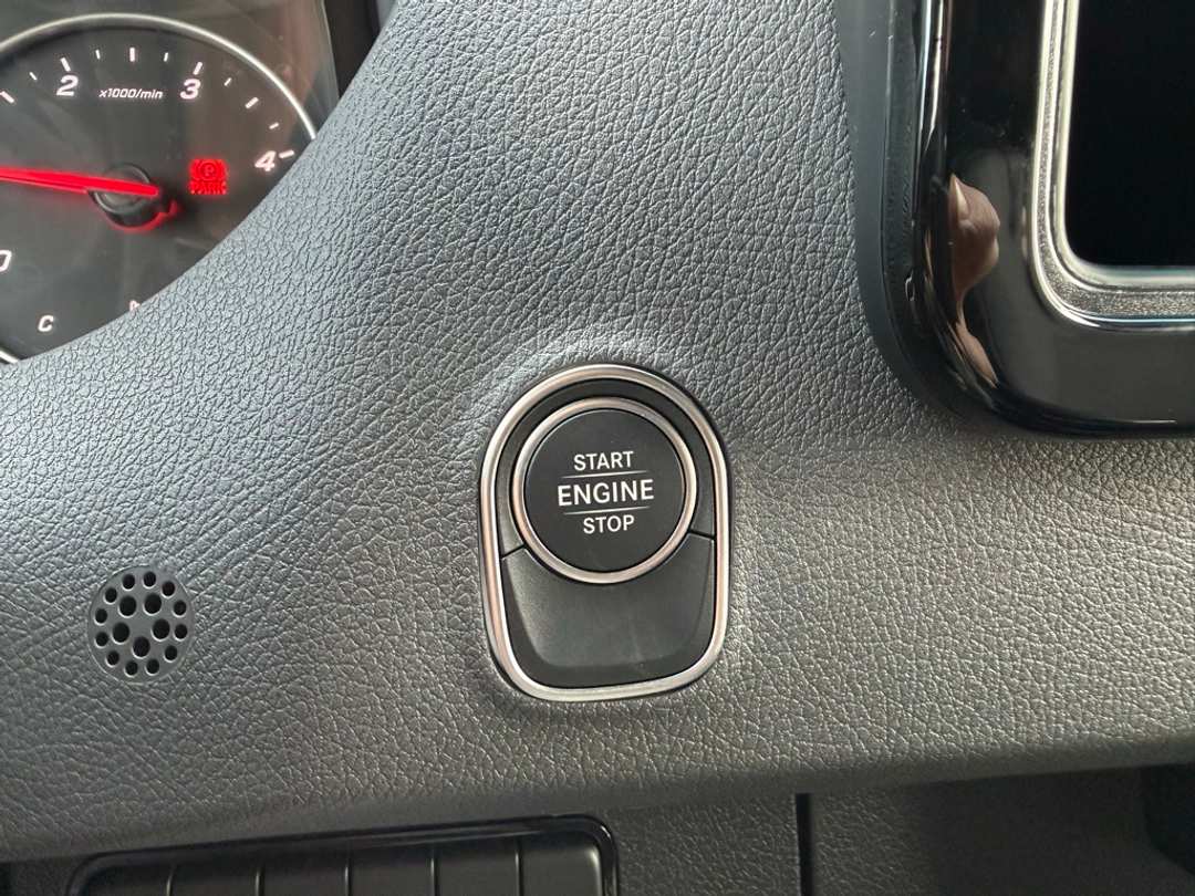 2025 Mercedes-Benz Sprinter 2500 Cargo 144 WB - Image 38