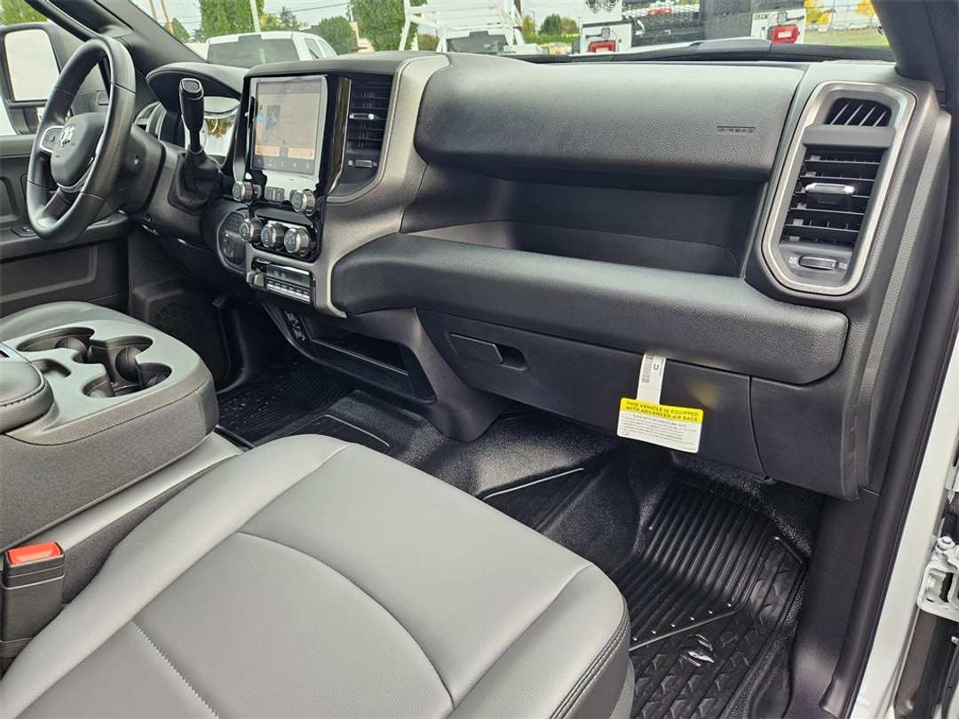 2026 Ram 5500Hd Tradesman - Image 36