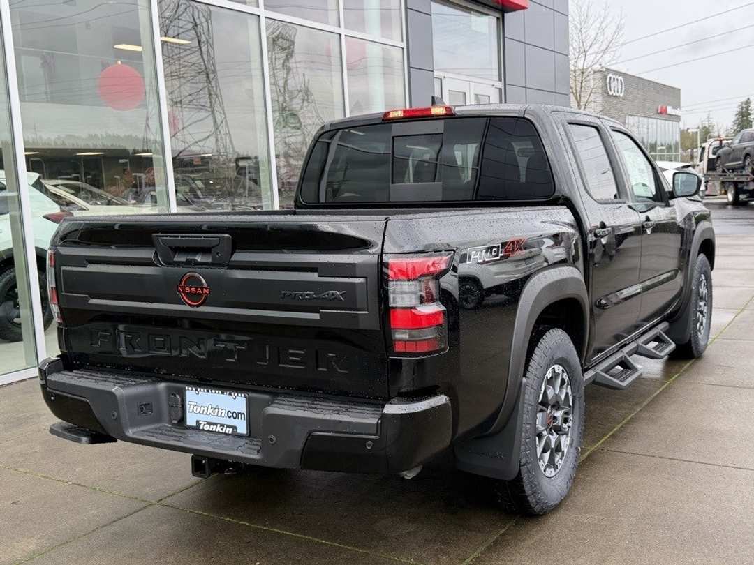 2026 Nissan Frontier PRO4X - Image 7