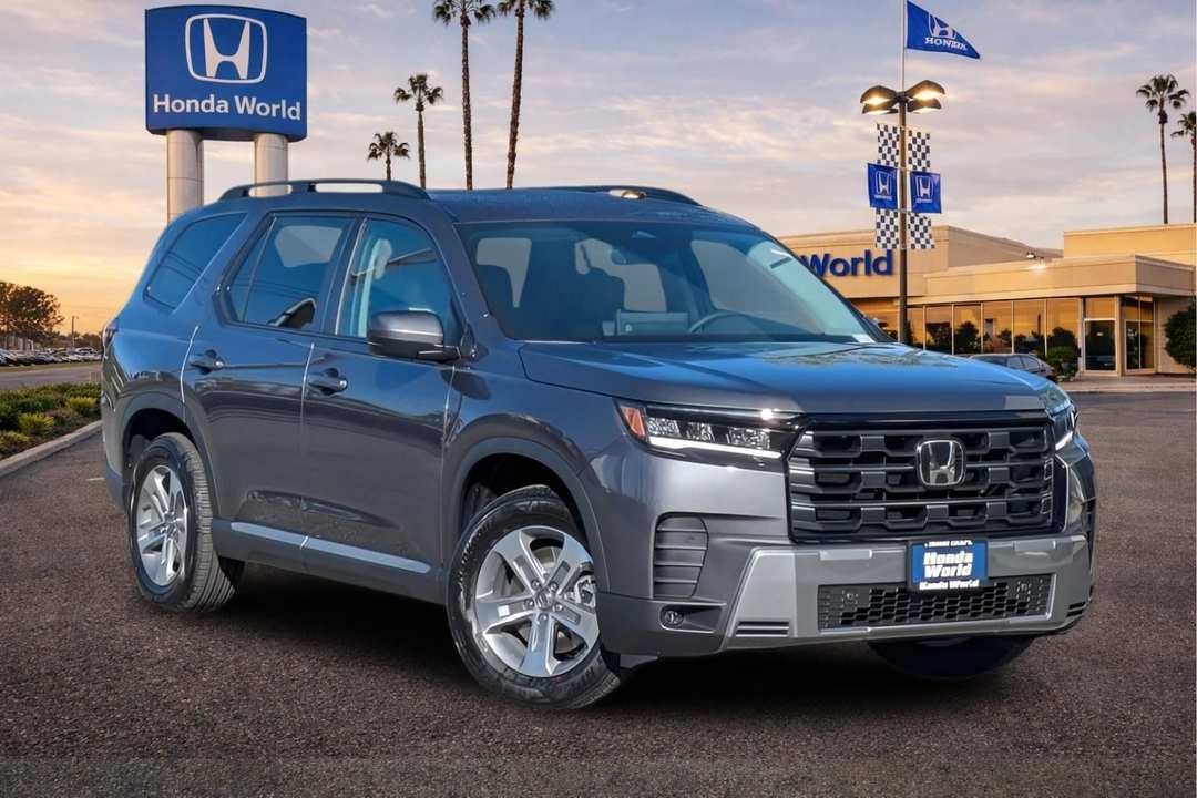 2026 Honda Pilot EXL - Image 2