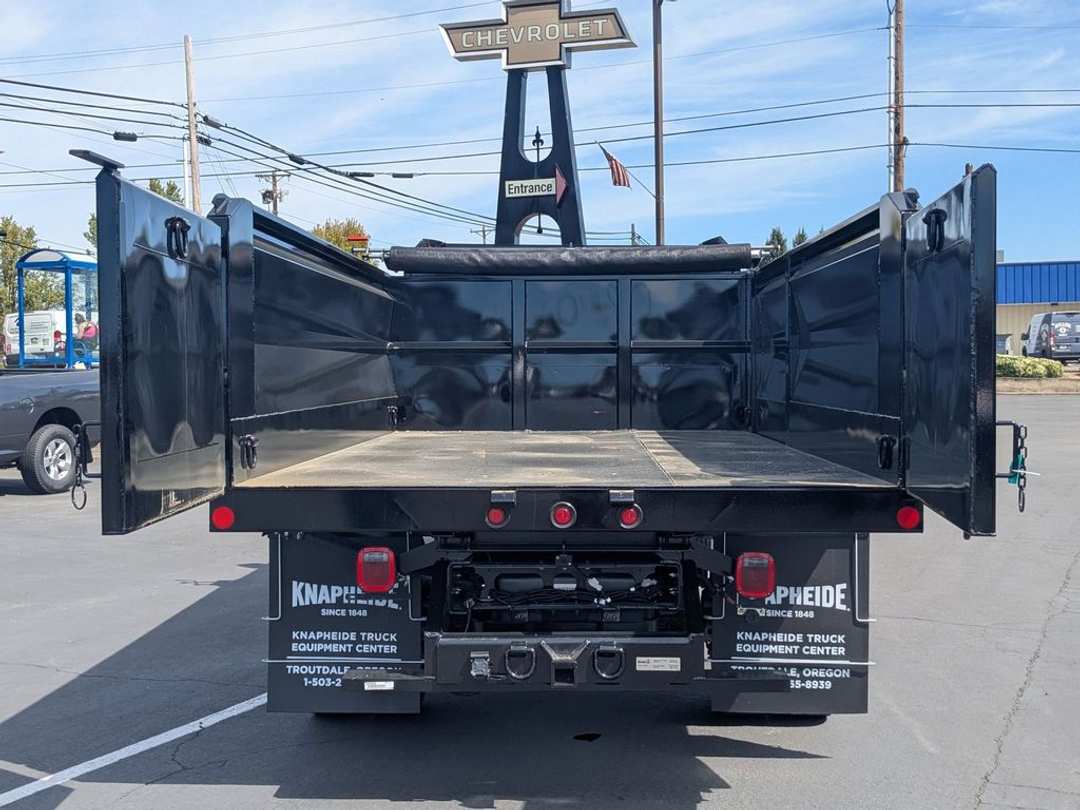 2024 Chevrolet Silverado 4500Hd Work - Image 11