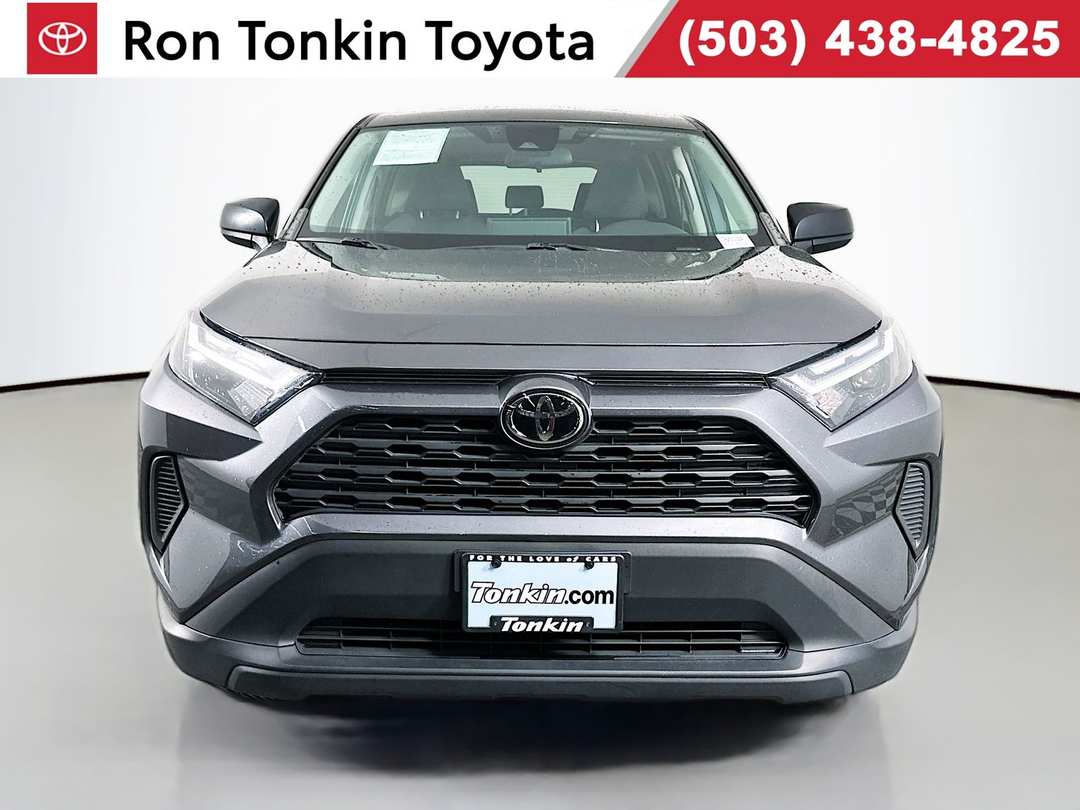 2023 Toyota Rav4 LE - Image 2