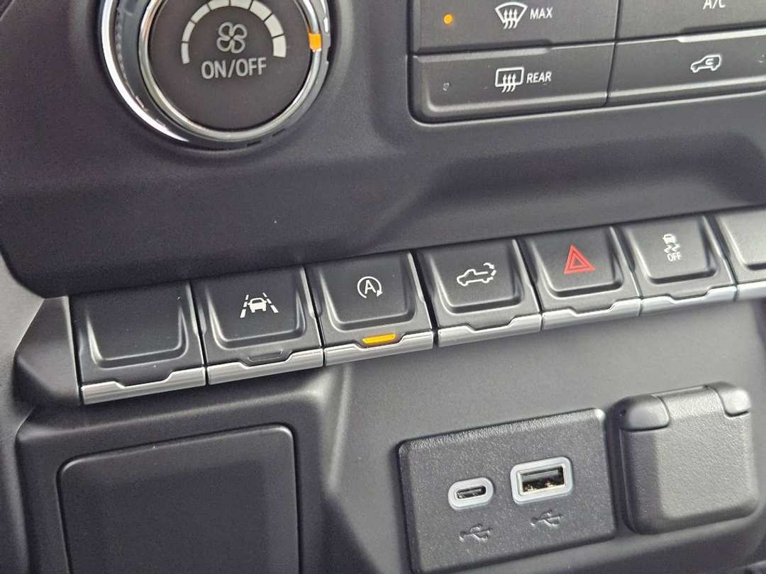 2026 Chevrolet Silverado 1500 Custom - Image 23