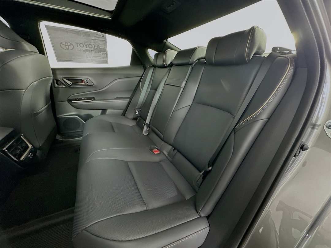 2026 Toyota Crown Platinum - Image 26