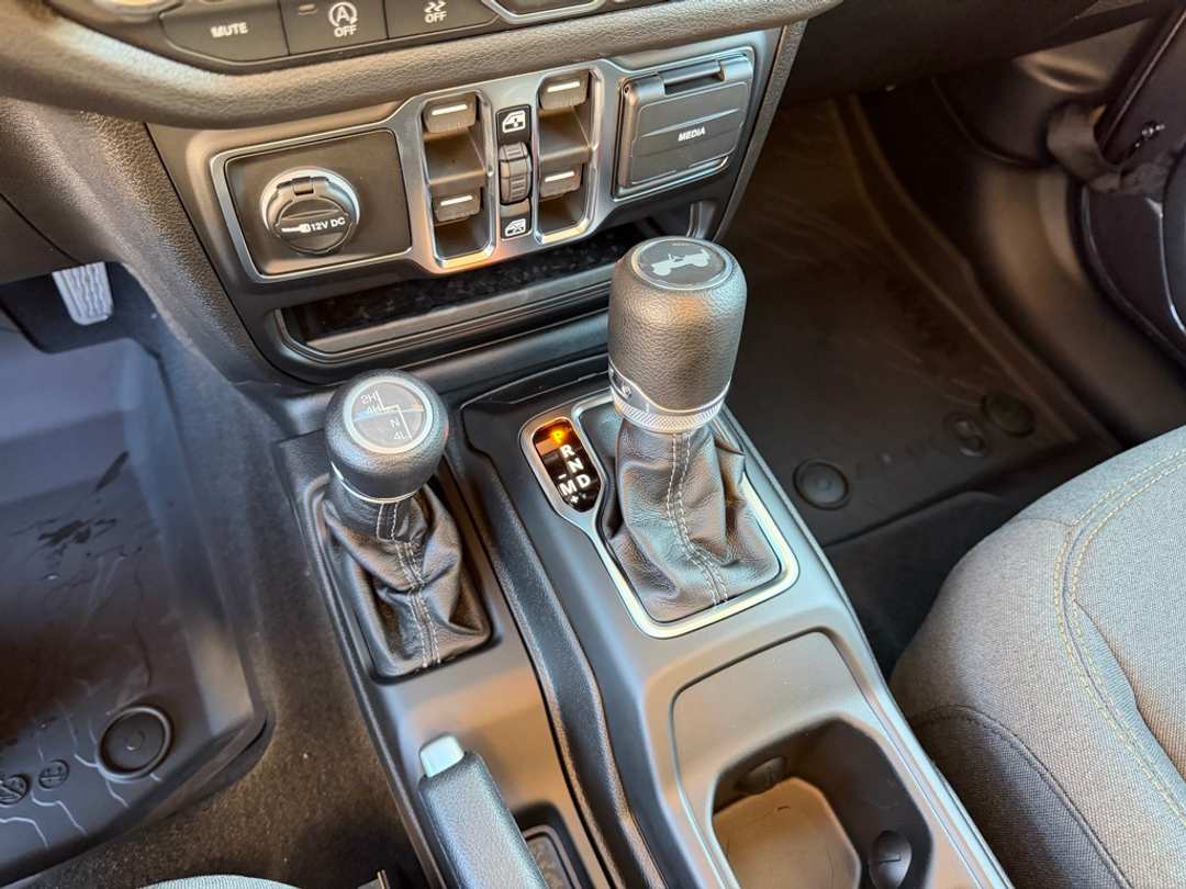 2026 Jeep Wrangler Sport - Image 24