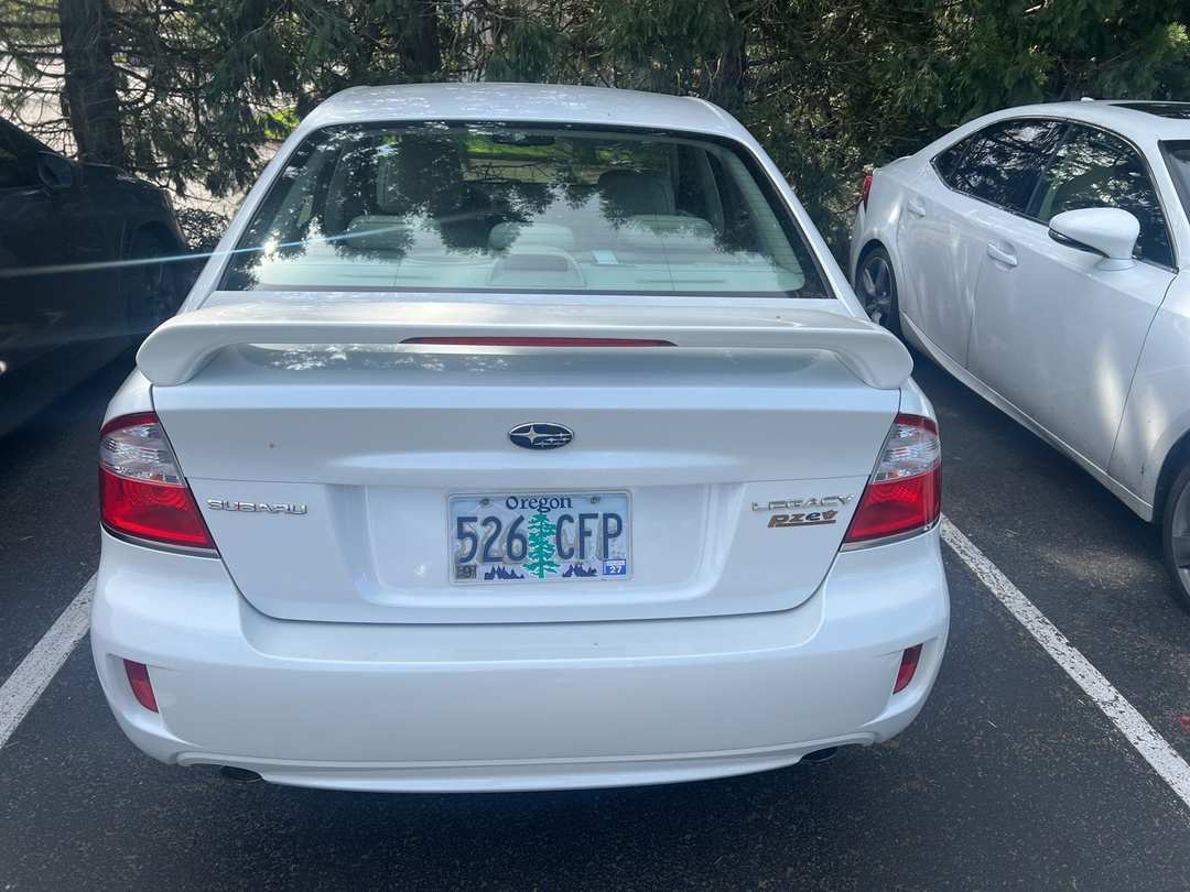 2009 Subaru Legacy 2.5i - Image 3