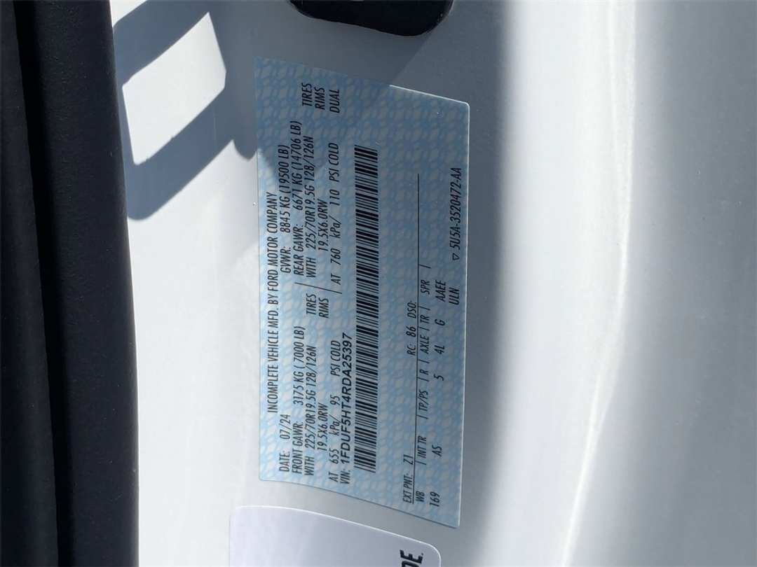 2024 Ford F-550Sd XL - Image 49