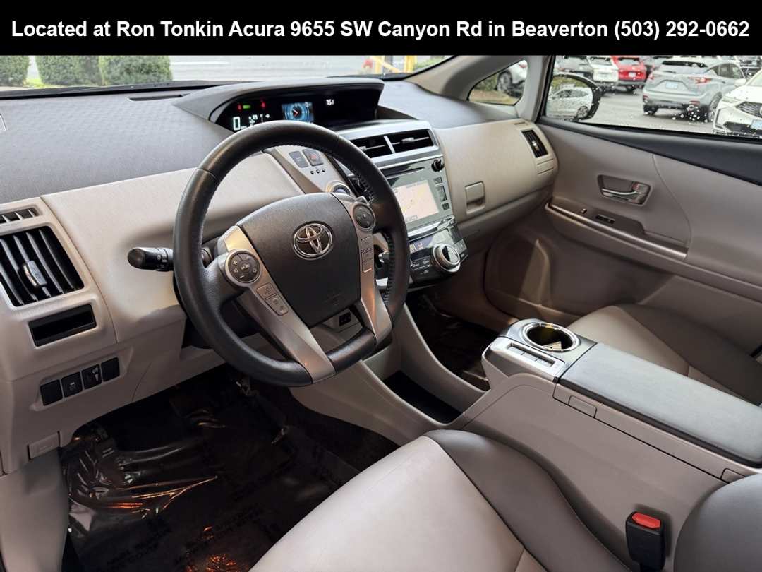 2015 Toyota Prius V Five - Image 15