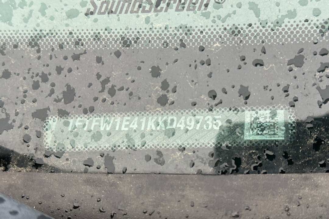 2019 Ford F-150 Lariat - Image 2