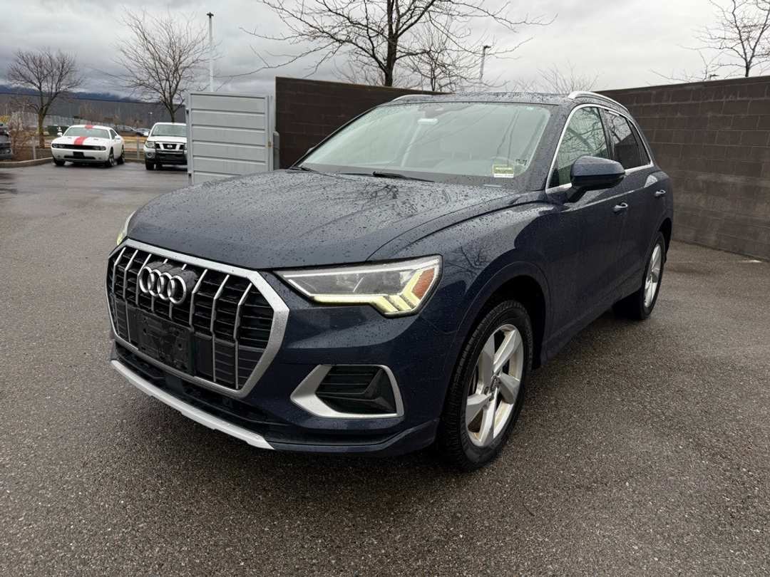 2019 Audi Q3 2.0T Premium Plus - Image 3