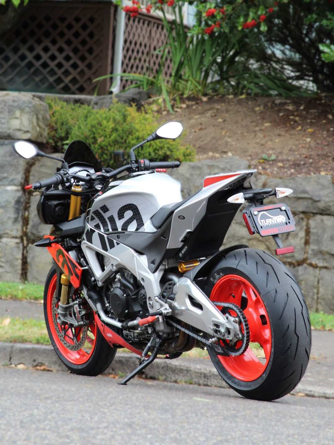 2019 Aprilia Tuono V4 Factory 1100 Abs - Image 2