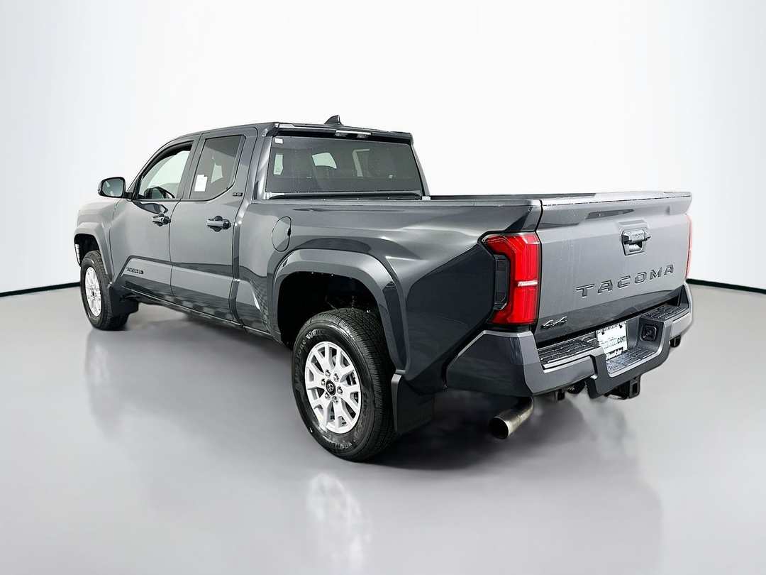 2026 Toyota Tacoma SR5 - Image 5
