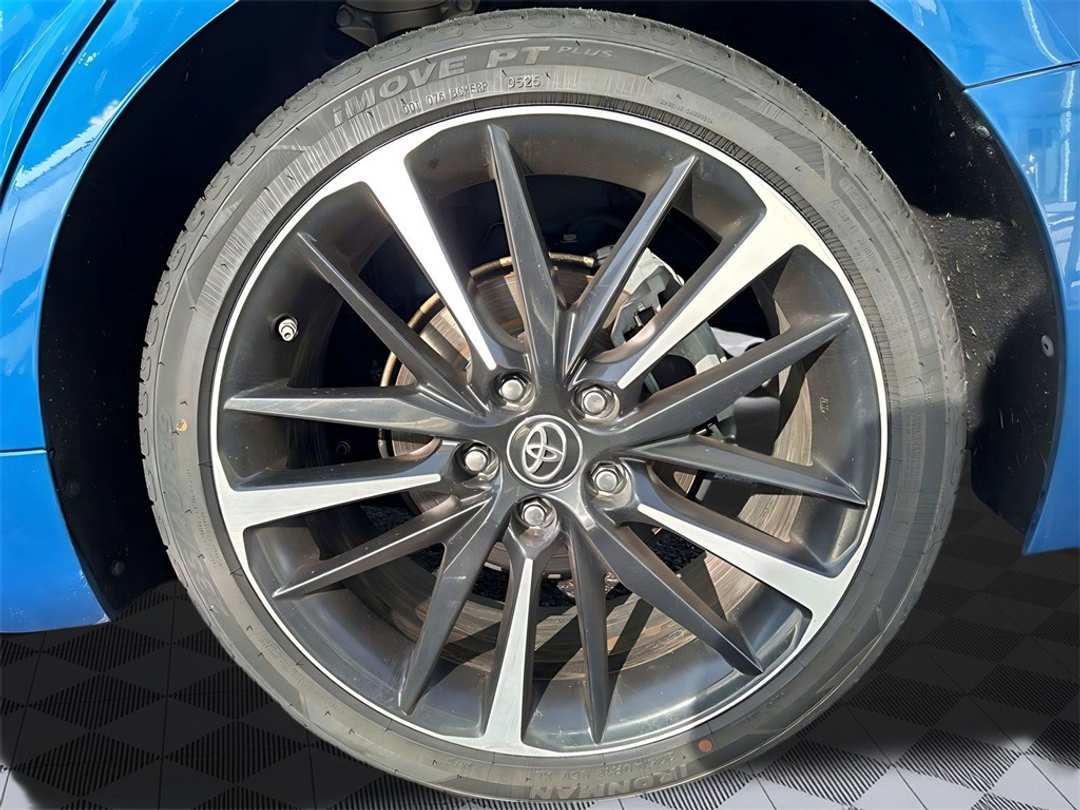 2019 Toyota Camry XSE - Image 22