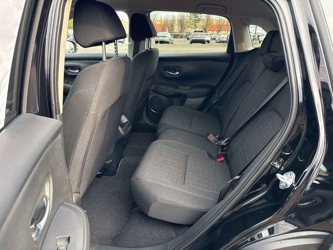 2026 Honda HR-V LX - Image 12