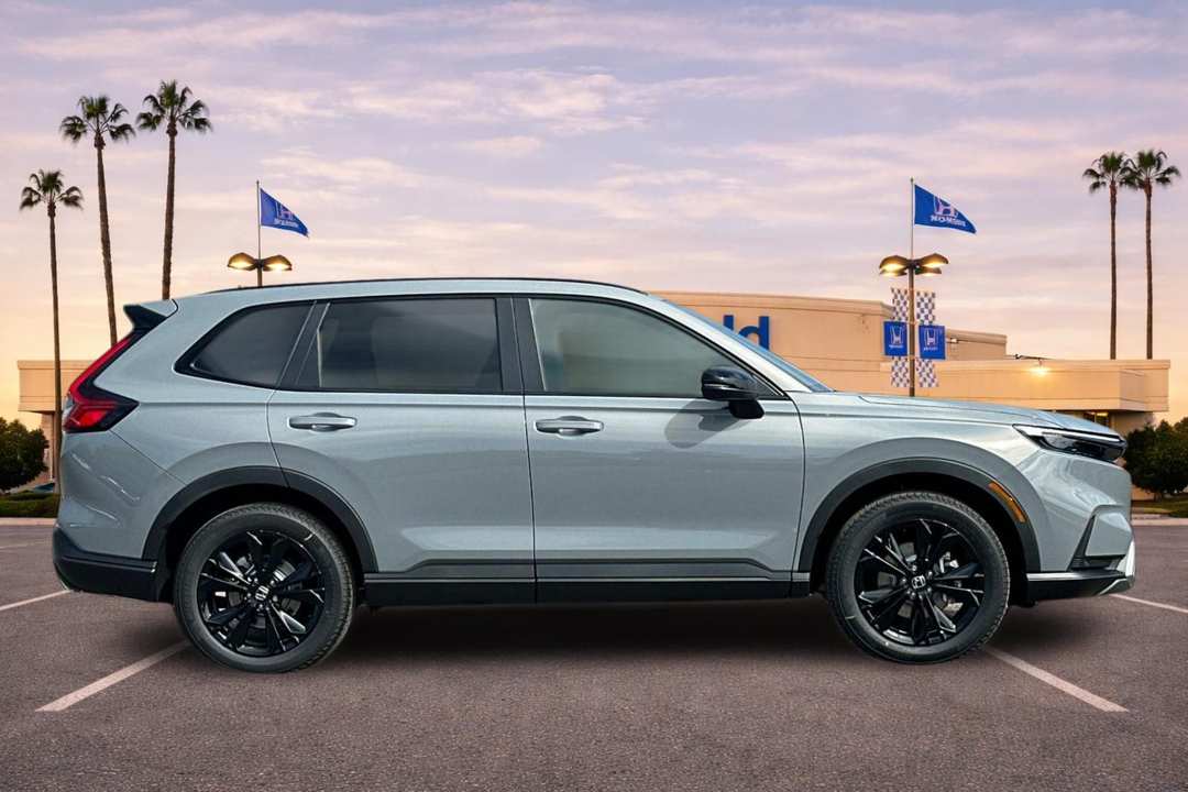 2026 Honda CR-V Sport Touring - Image 3