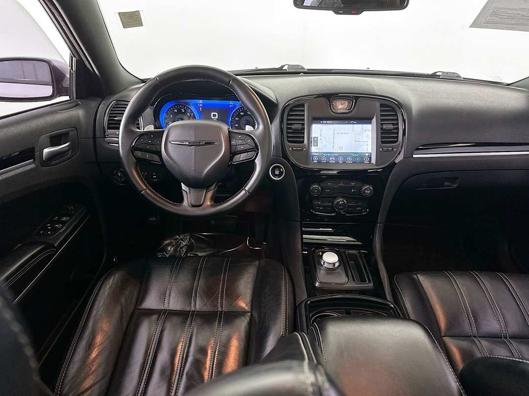 2017 Chrysler 300 S - Image 24