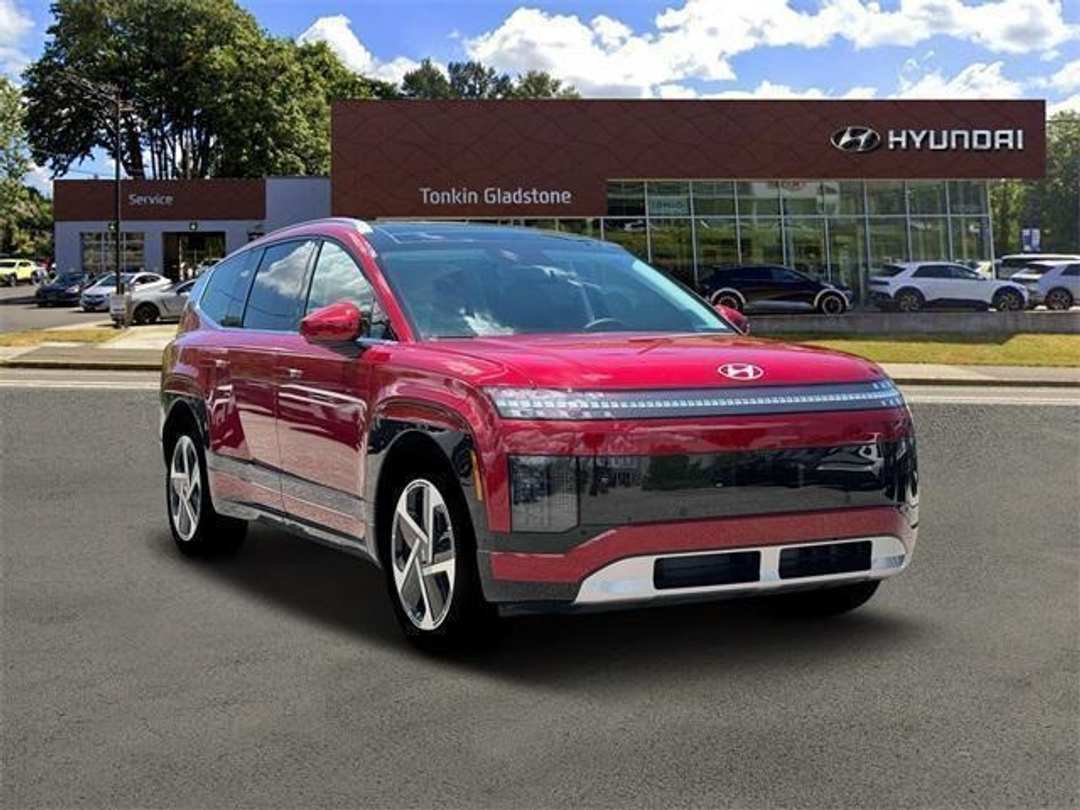 2026 Hyundai Ioniq 9 Performance Limited - Image 11