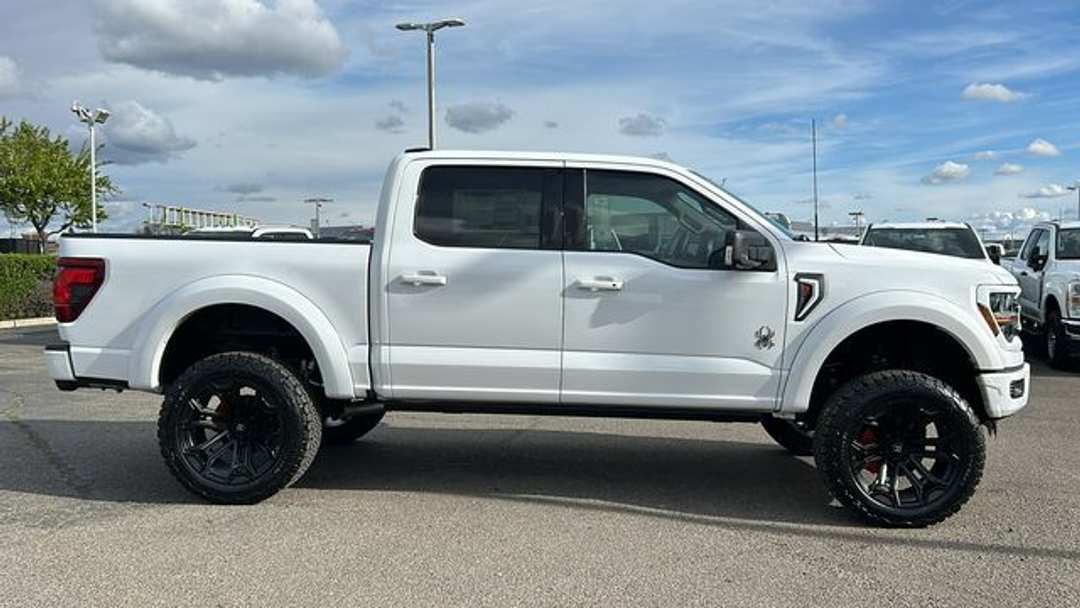 2026 Ford F-150 XLT - Image 2