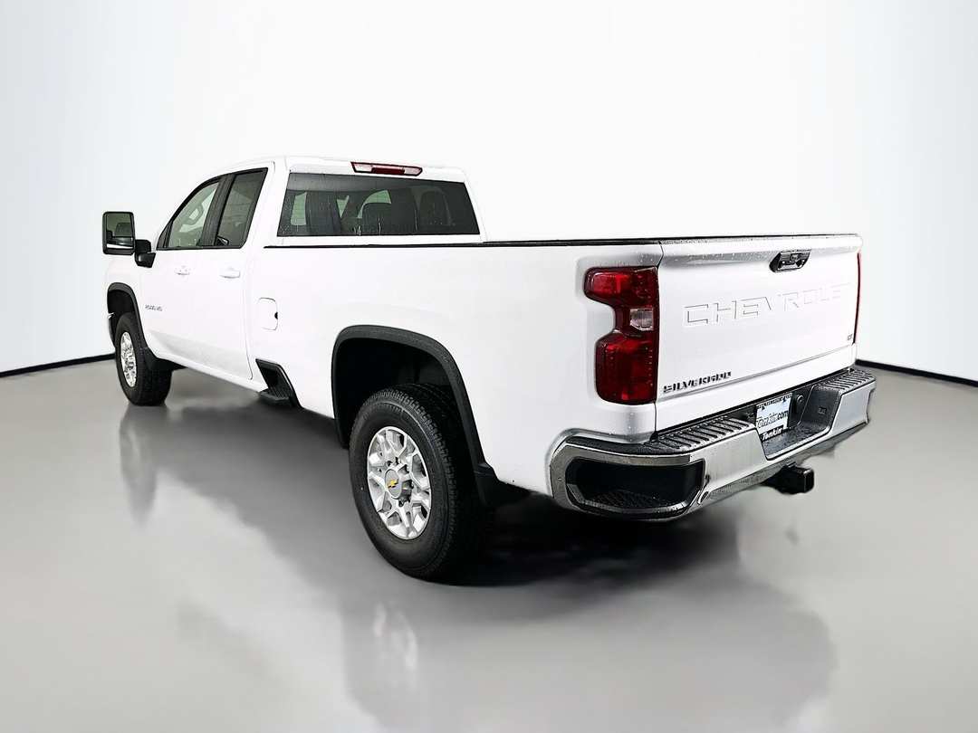 2026 Chevrolet Silverado 2500Hd LT - Image 6