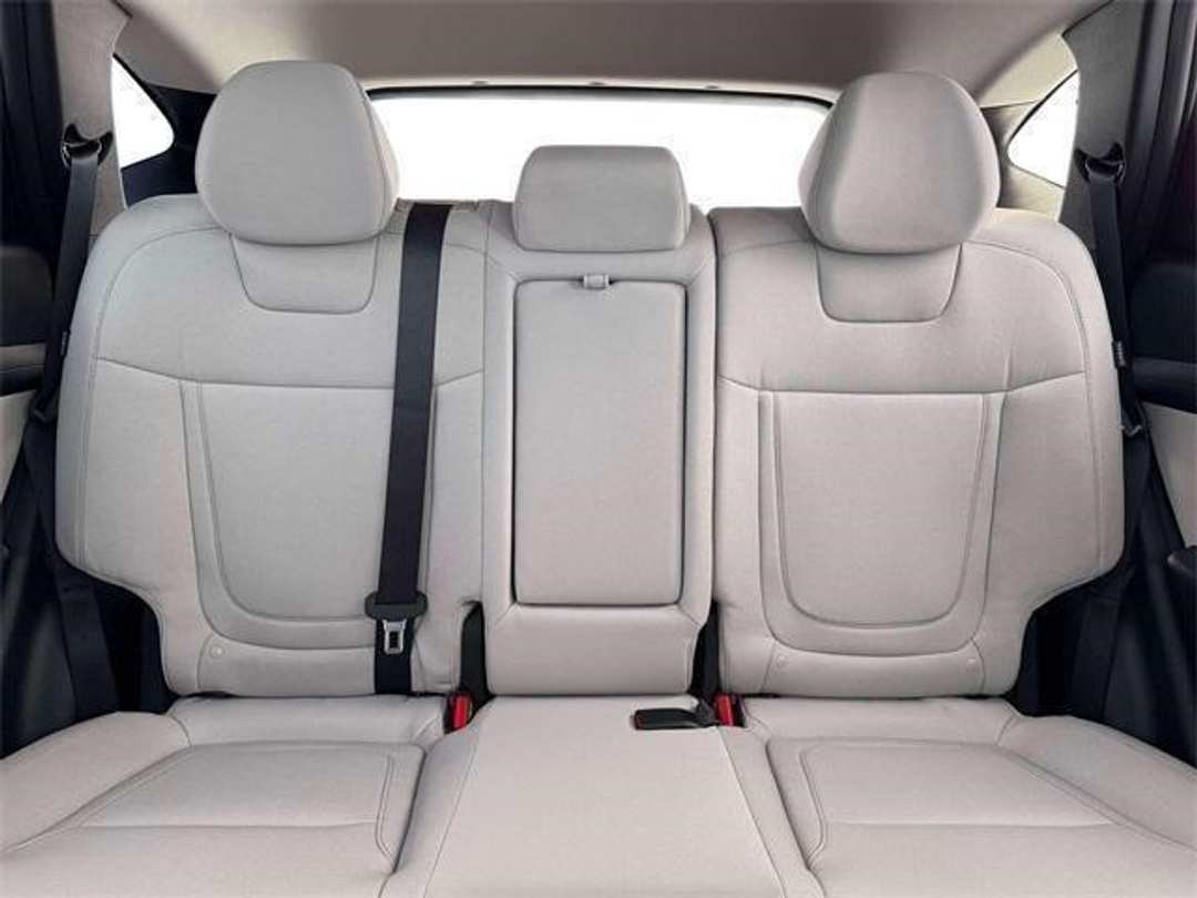 2026 Hyundai Tucson SEL - Image 16