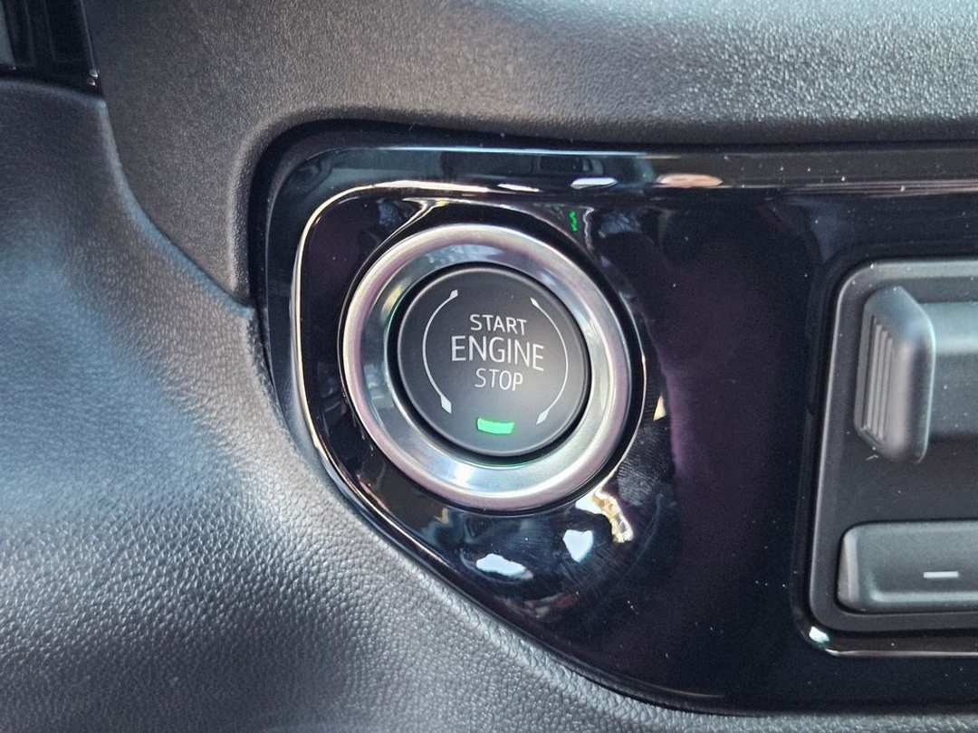 2026 Chevrolet Silverado 1500 RST - Image 17