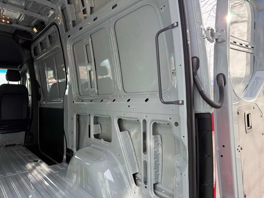2025 Mercedes-Benz Sprinter 2500 Cargo 144 WB - Image 11