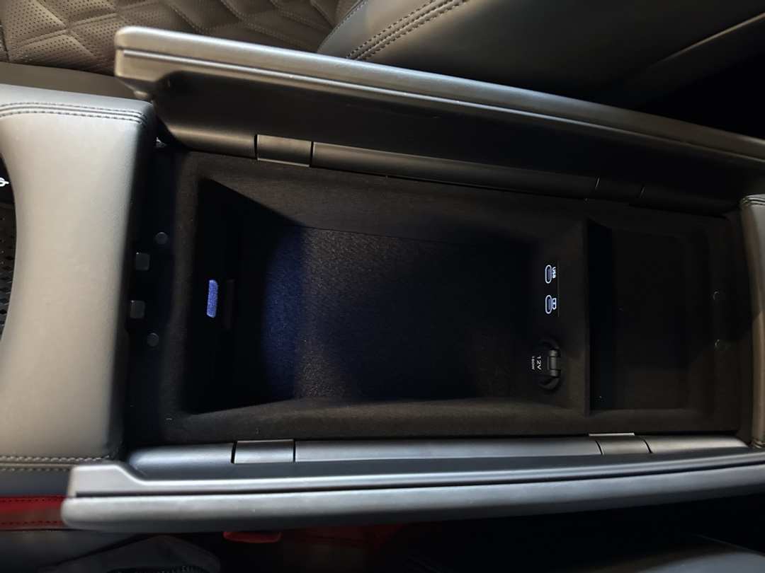 2026 Genesis G90 3.5T eSC - Image 26