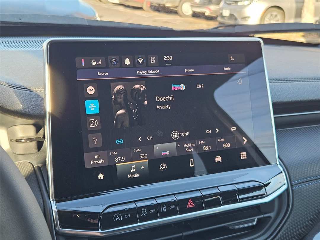 2026 Jeep Compass Latitude - Image 20