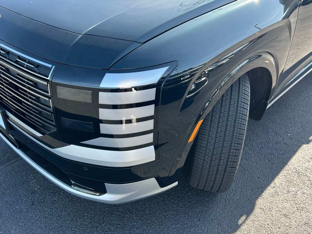 2026 Hyundai Palisade Calligraphy - Image 3