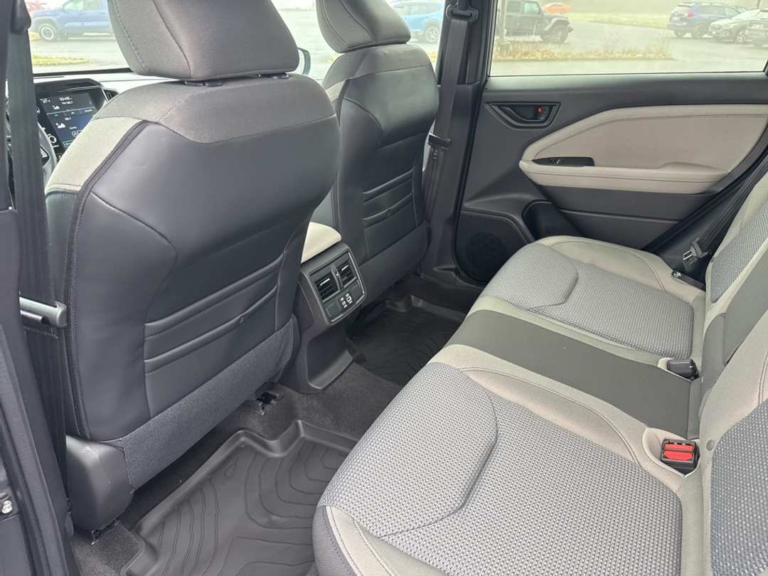 2026 Subaru Forester Premium - Image 18