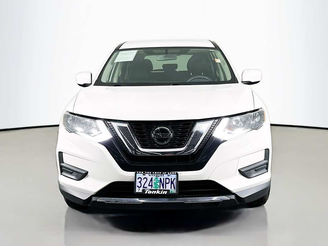 2018 Nissan Rogue S - Image 2