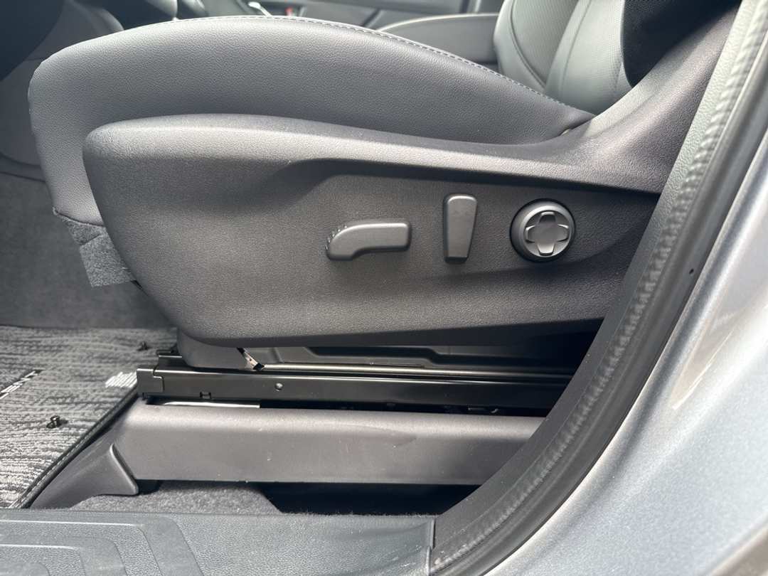 2025 Subaru Ascent Onyx Edition Touring - Image 18