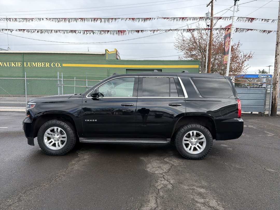 2015 Chevrolet Tahoe LT - Image 2