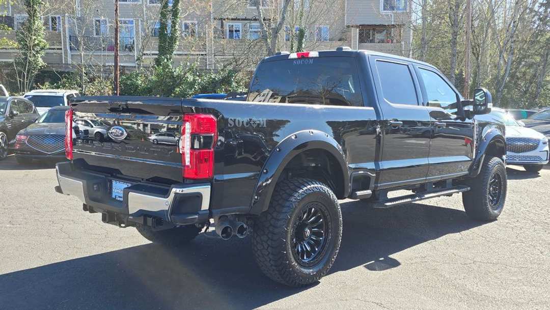 2025 Ford F-350Sd Lariat - Image 3