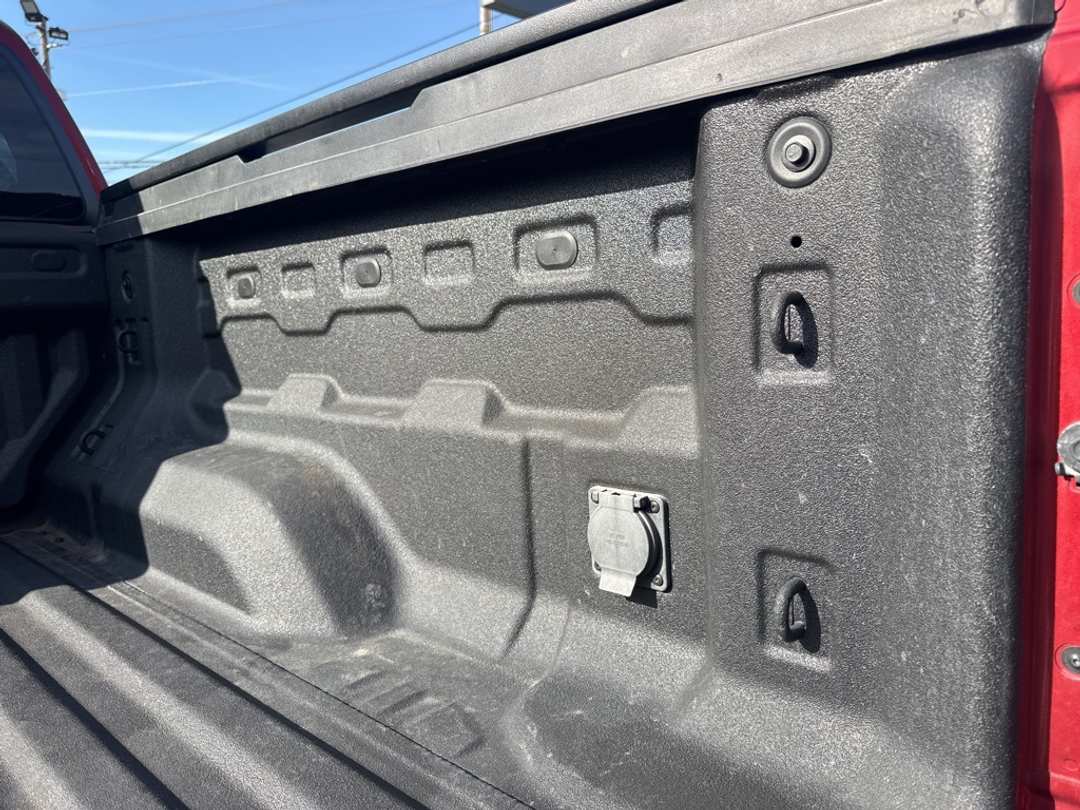 2023 GMC Canyon AT4X - Image 15