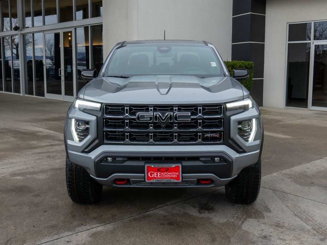 2026 GMC Canyon AT4 - Image 2