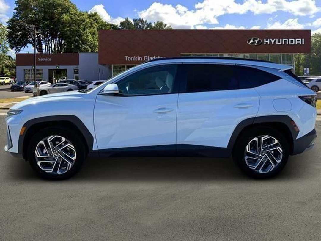 2026 Hyundai Tucson Limited - Image 3