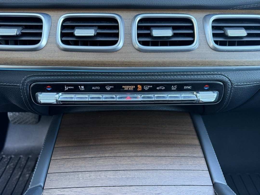 2021 Mercedes-Benz GLE GLE 450 - Image 22