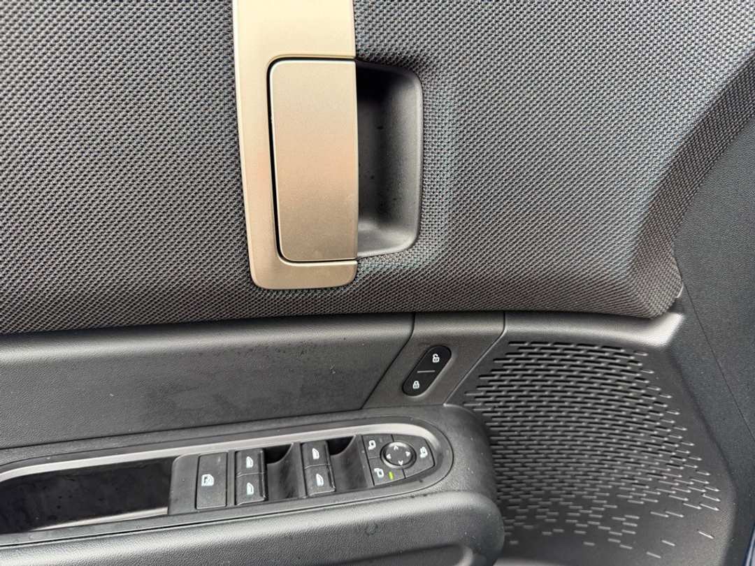 2025 MINI Cooper S Countryman Signature Plus - Image 13