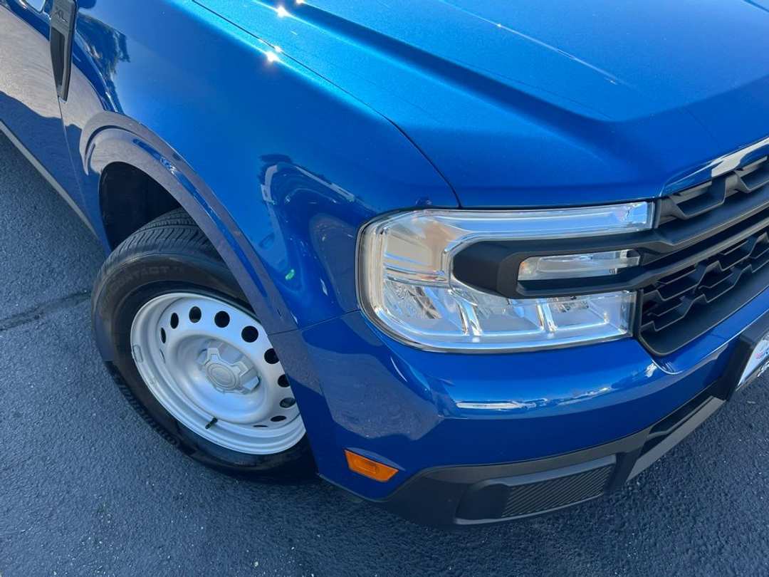 2024 Ford Maverick XL - Image 3