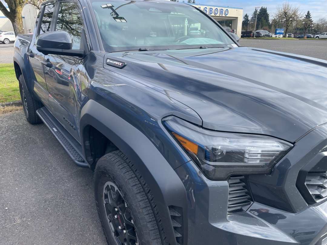 2025 Toyota Tacoma TRD Off Road - Image 3