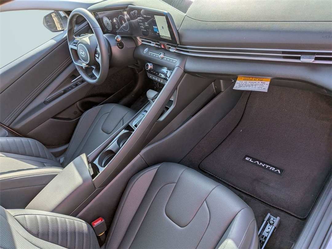 2026 Hyundai Elantra Limited - Image 33