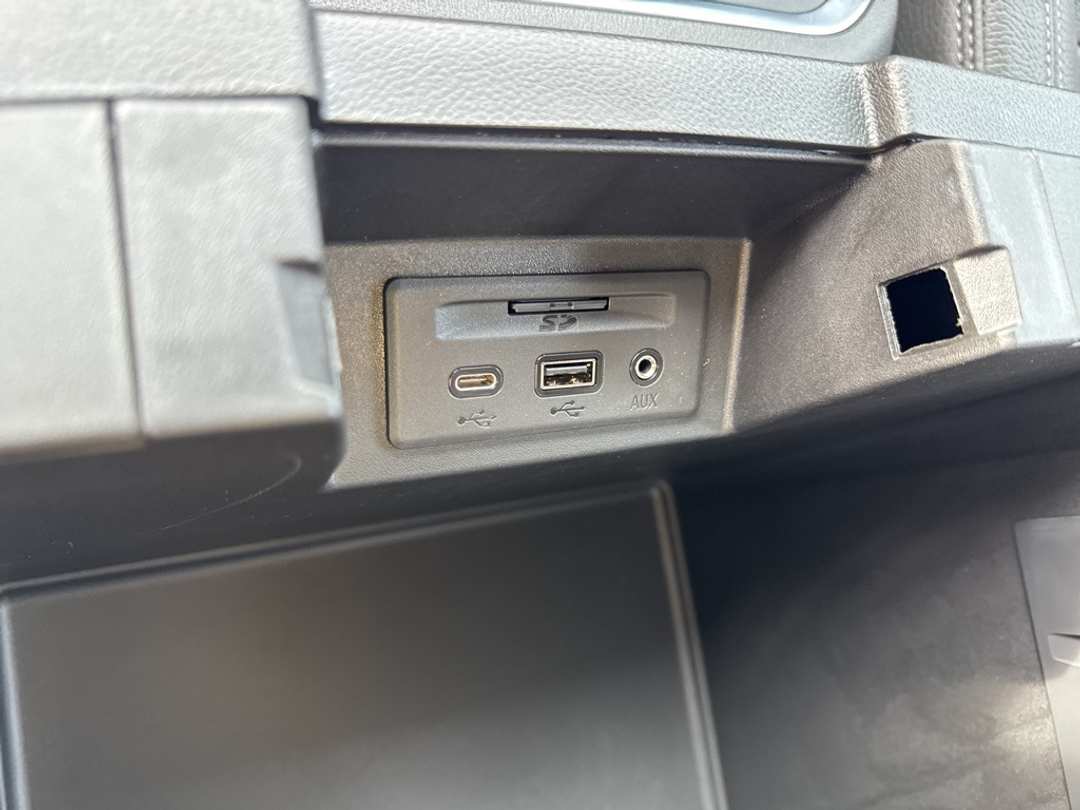 2022 GMC Sierra 2500Hd Denali - Image 36