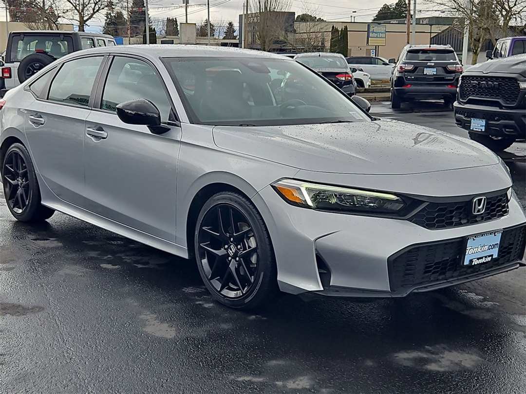 2025 Honda Civic Sport - Image 8