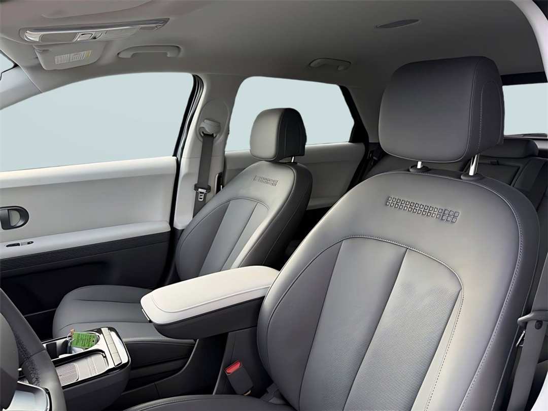 2026 Hyundai Ioniq 5 SEL - Image 14