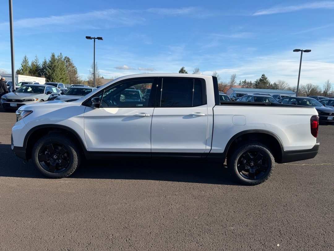 2026 Honda Ridgeline Black Edition - Image 5